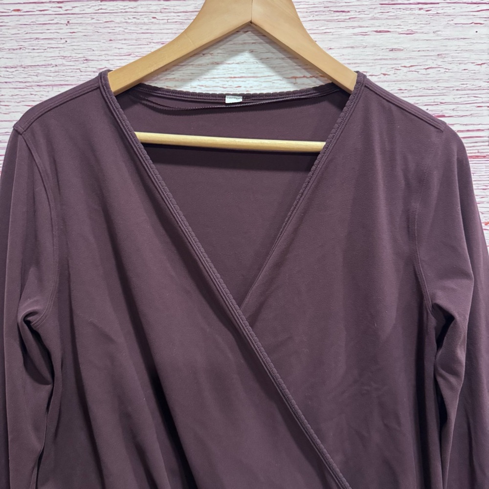 Lululemon Full Freedom Long Sleeve in Black Cherry Sz 10 - Picture 6 of 10